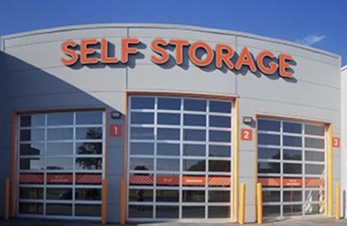 Storage Units at Pockit Self Storage - North Winnipeg - 1881 Burrows Avenue Winnipeg, MB